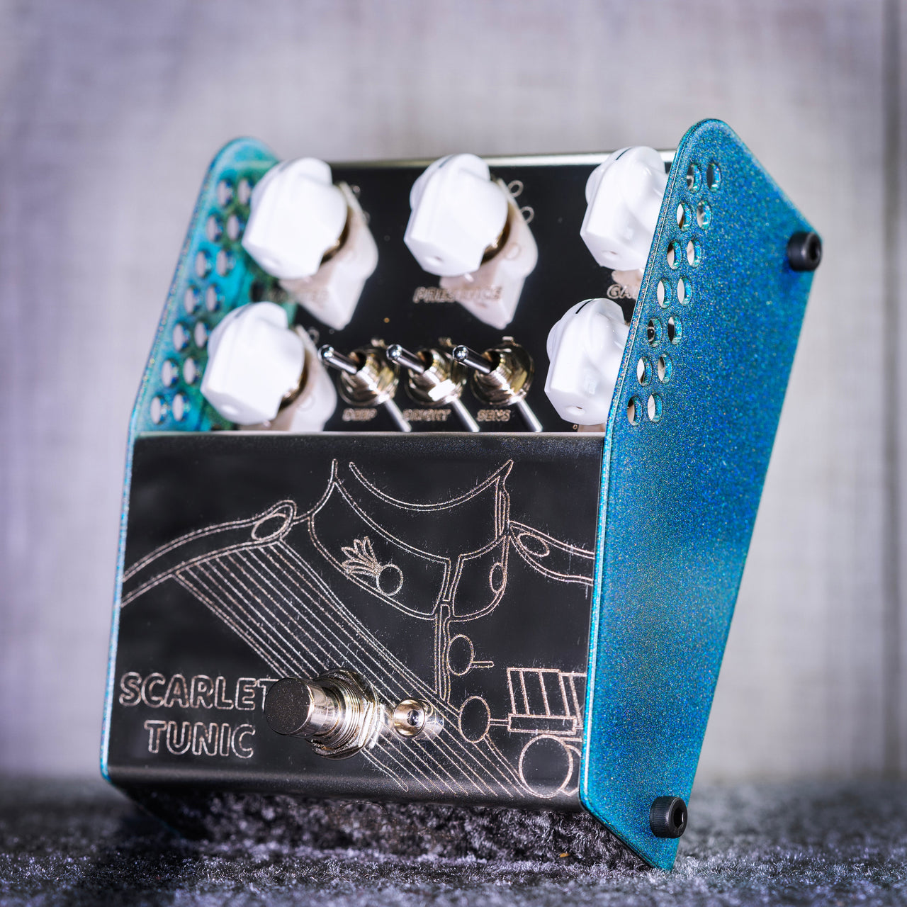 SCARLET TUNIC Analog amp emulator (Mermaid Sparkle Summer Edition) B STOCK